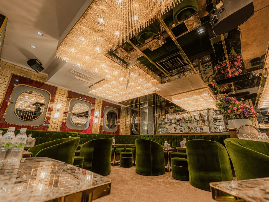 club OROORO メインフロア